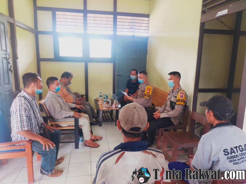 Bhabinkamtibmas Polsek Ella Hilir Melaksanakan Problem Solving DI SMPN 3 Desa Nanga Kalan 1 IMG 20220115 WA0250