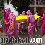 Jenazah Sopir Truk Elpiji asal Pasbar dimakamkan Standar Covid-19