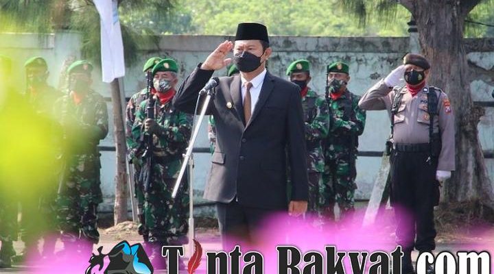 Bupati Lamongan Upacara Peringatan Hari Pahlawan Nasional