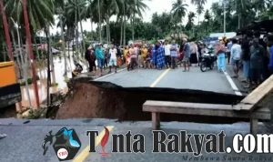 jembatan di ruas jalan simpang Sungai Liku 3562800383 2